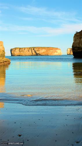 Bay of Isles, VIC. 
